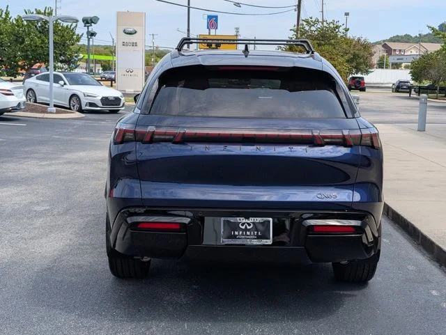 New 2027 GRAND BLUE INFINITI AUTOGRAPH image 6