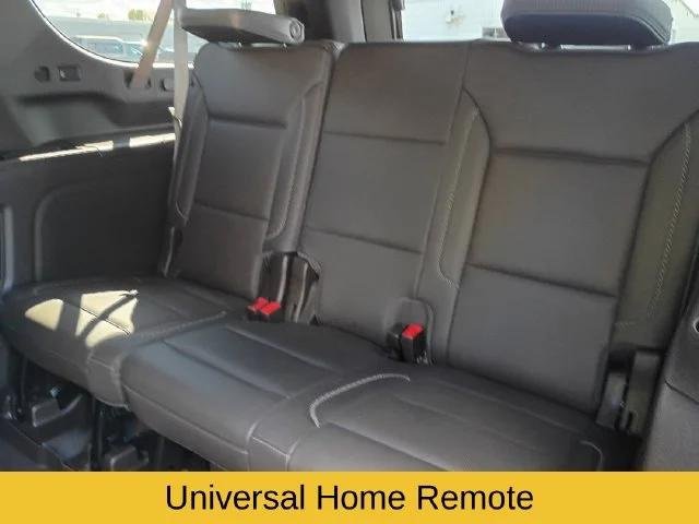 Used 2022 White GMC Denali image 21