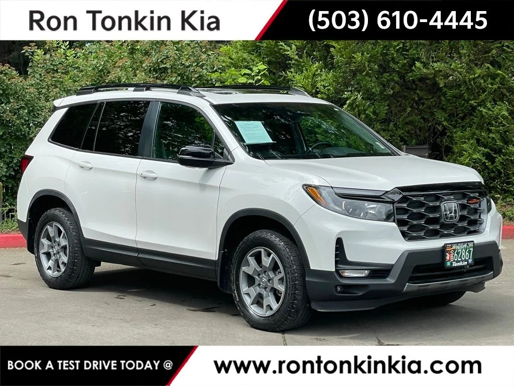 2023 Honda Passport 3.5 TrailSport 4WD Auto's photo
