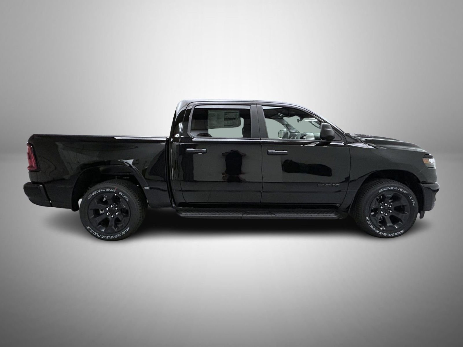 New 2026 Diamond Black Crystal Pearlcoat RAM Express image 4