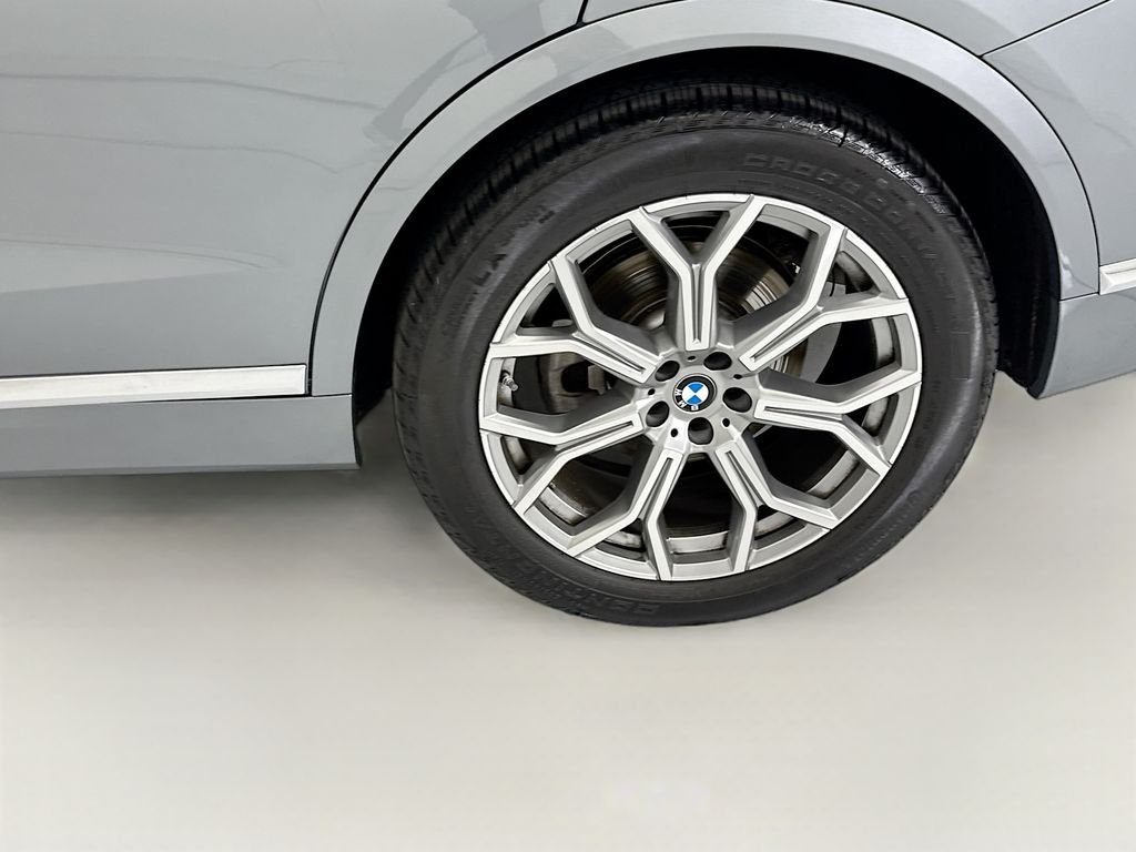 2026 BMW X7 40i - Photo 30