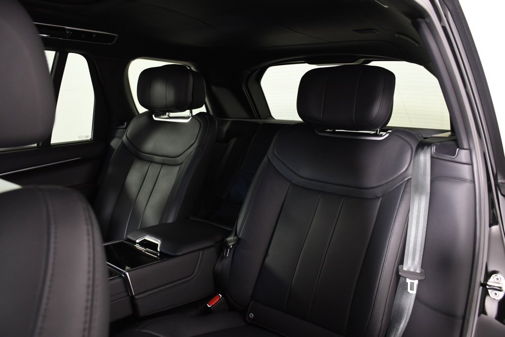 Used 2025 Santorini Black Metallic Land Rover Autobiography image 27