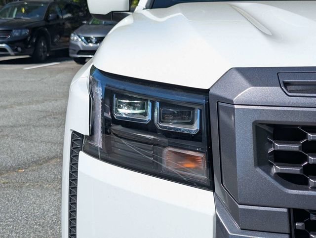 New 2026 Glacier White Nissan Crew Cab SV image 10