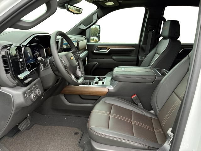 2026 Chevrolet Silverado 2500 HD High Country - Photo 11