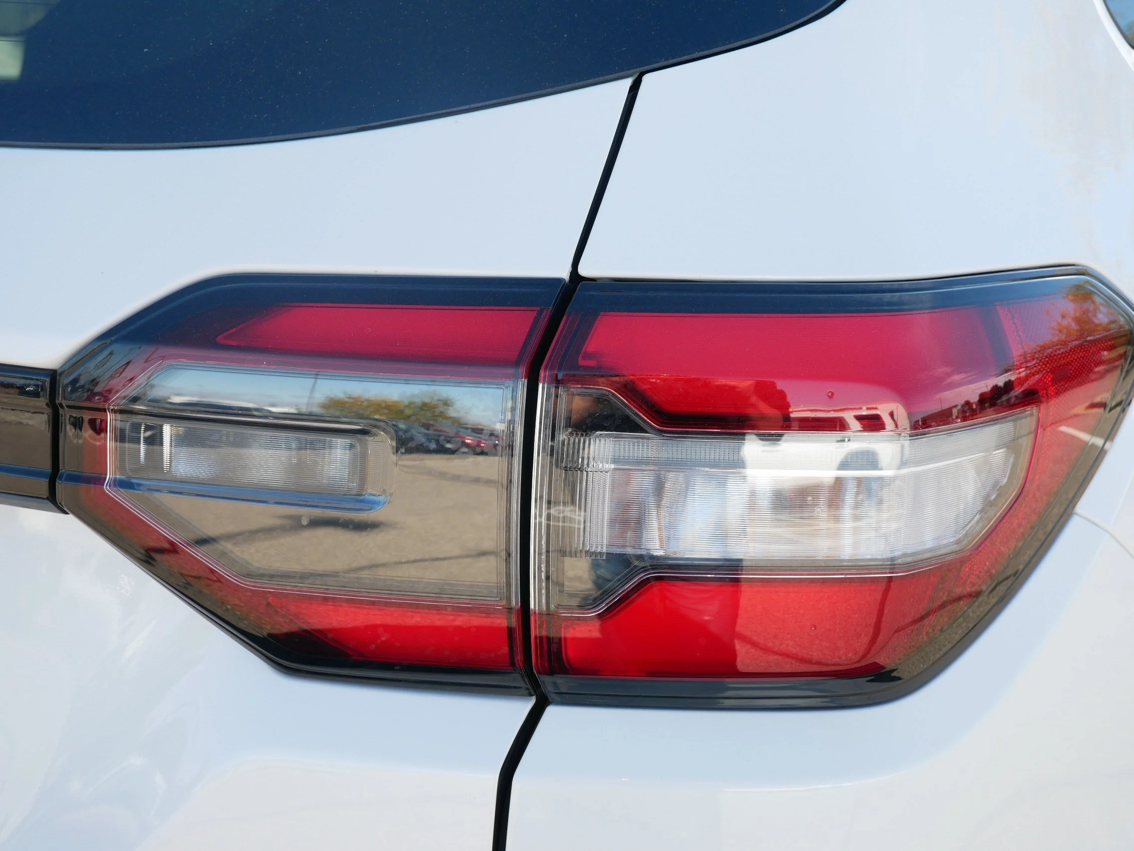 2025 Honda Pilot Touring - Photo 17