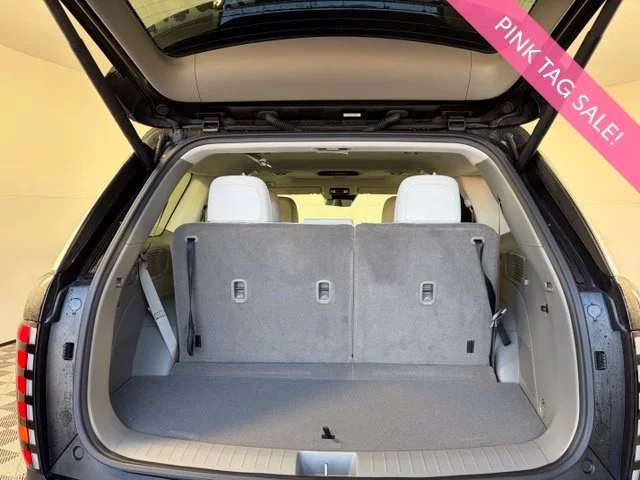 Used 2026 Black Hyundai SEL Premium image 57