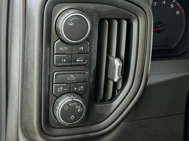 Certified Pre-Owned 2025 Chevrolet Silverado 1500 WT