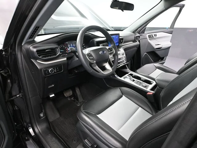 2024 Ford Explorer XLT - Photo 25