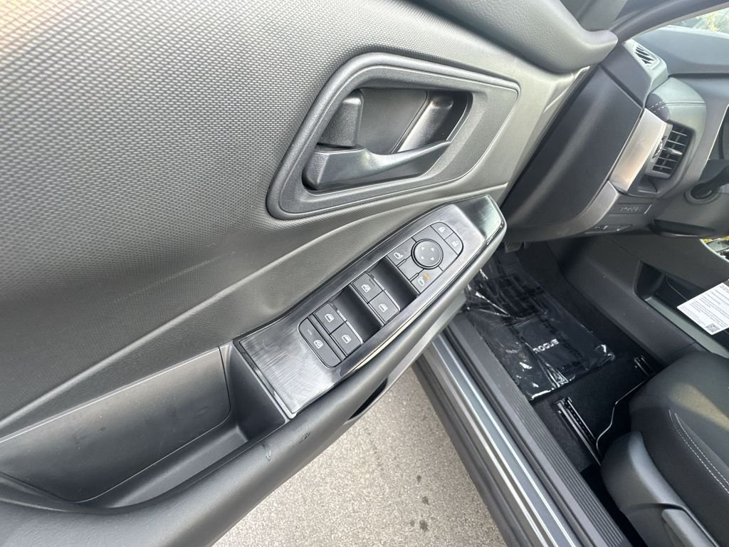 2026 Nissan Rogue S - Photo 13