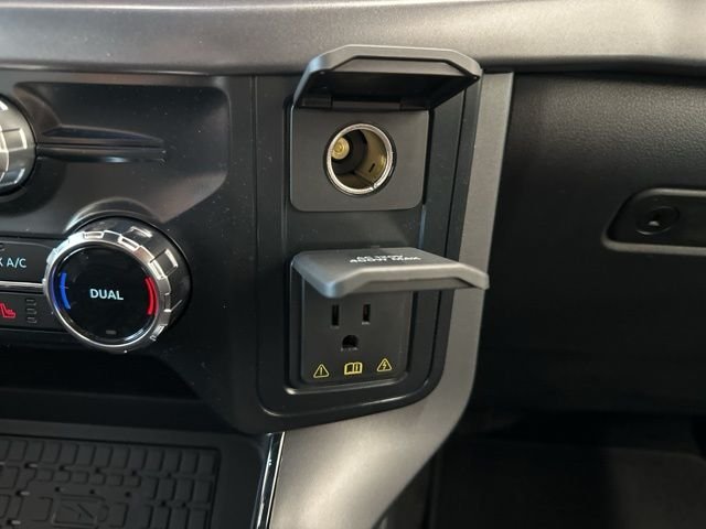 New 2025 White Ford XLT image 32