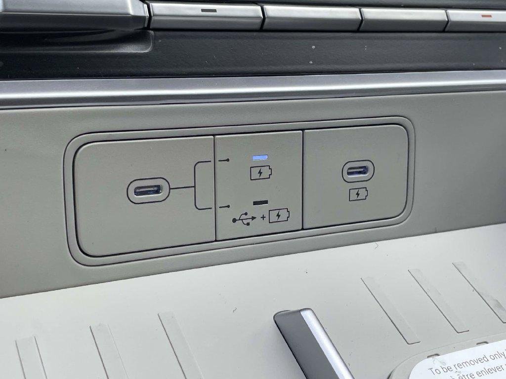 New 2027 White Hyundai SE FWD image 30