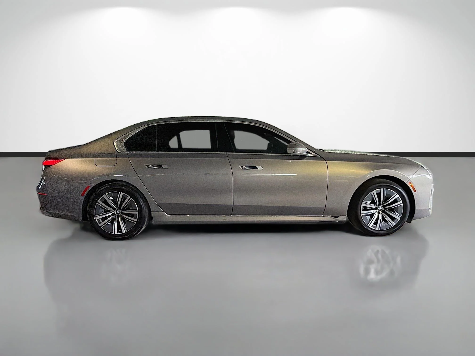 Used 2024 BMW i7 Base with VIN WBY43EJ09RCR70475 for sale in Tampa, FL