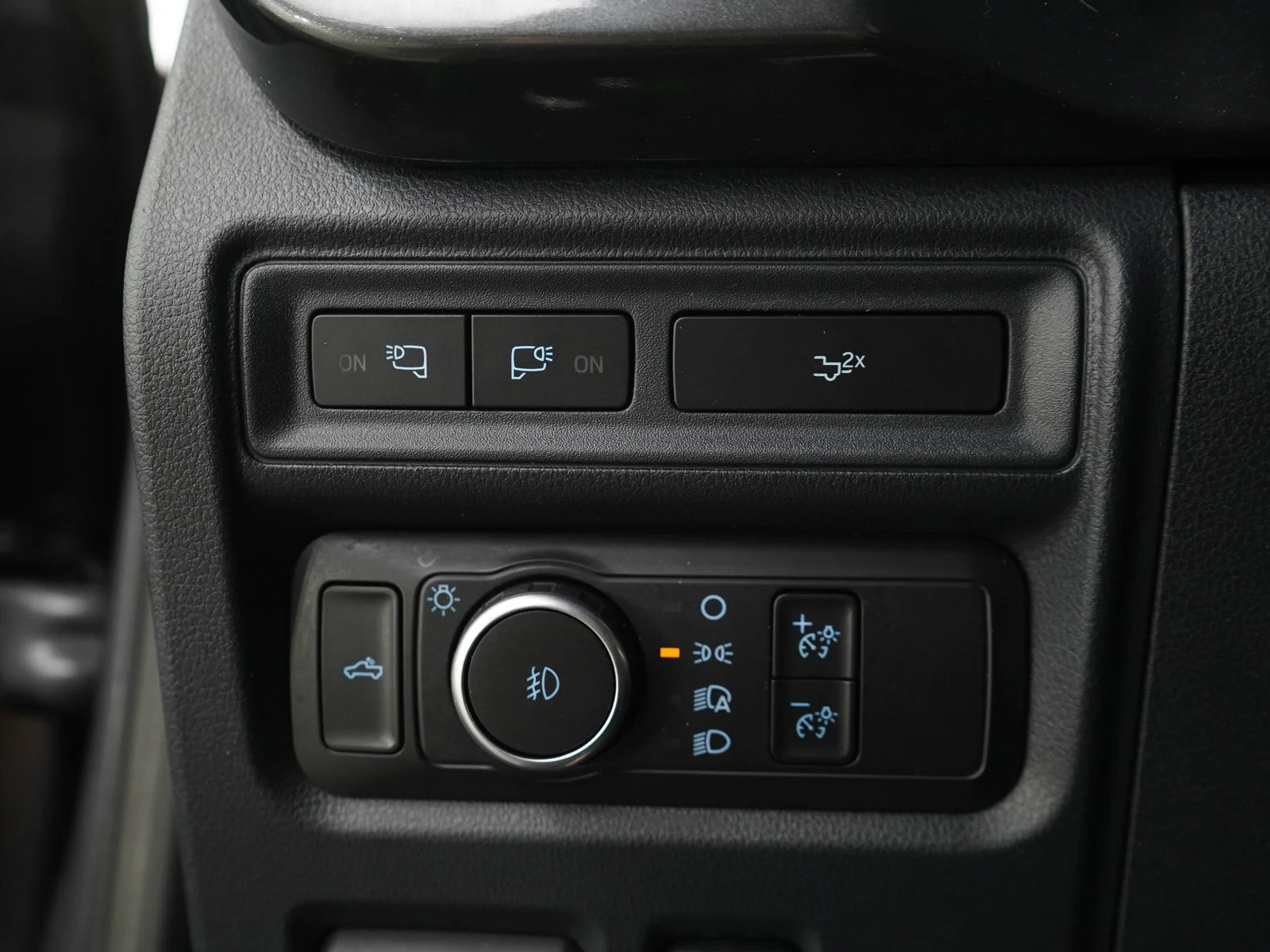 Used 2022 Gray Metallic Ford XLT image 24