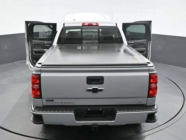 Used 2018 SILVER ICE METALLIC Chevrolet LT image 27