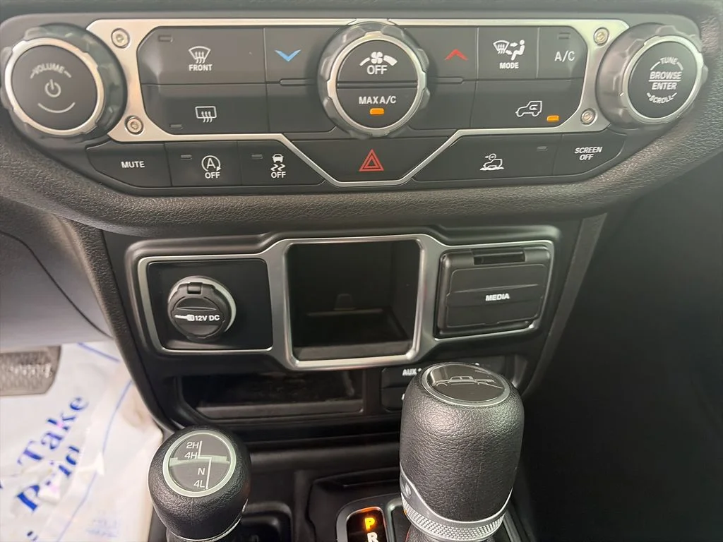 Used 2024 White Jeep Sport image 23
