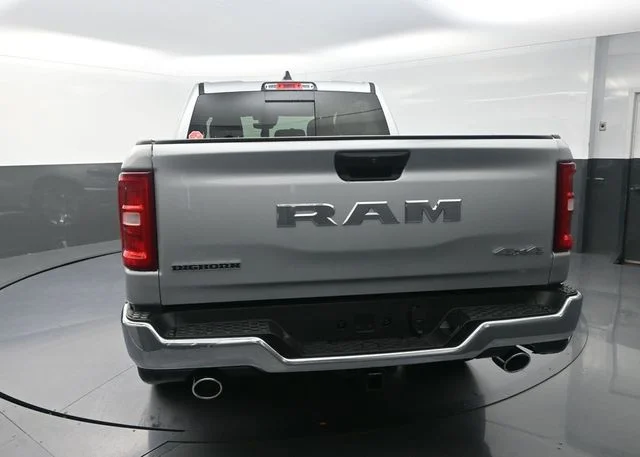 New 2026 Silver Zynith Exterior Paint RAM Big Horn/Lone Star image 8