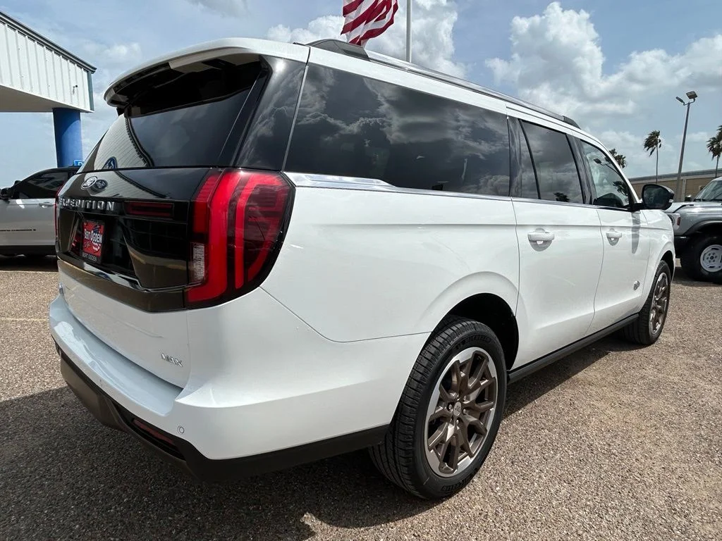 New 2027 Star White Metallic Tri-Coat Ford MAX King Ranch® image 7
