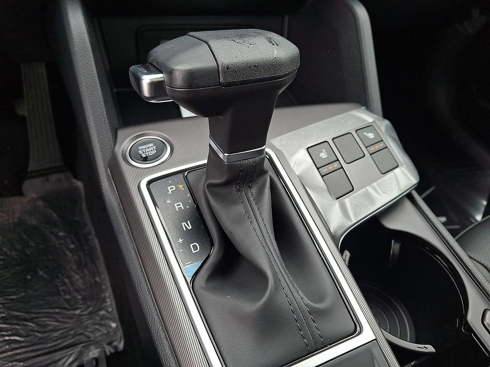 New 2026 Glacial White Pearl Kia EX image 11