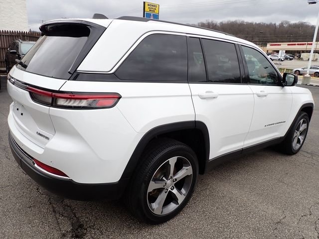 Used 2023 White Jeep Limited image 7