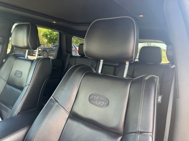Used 2019 Blue Jeep Overland image 16