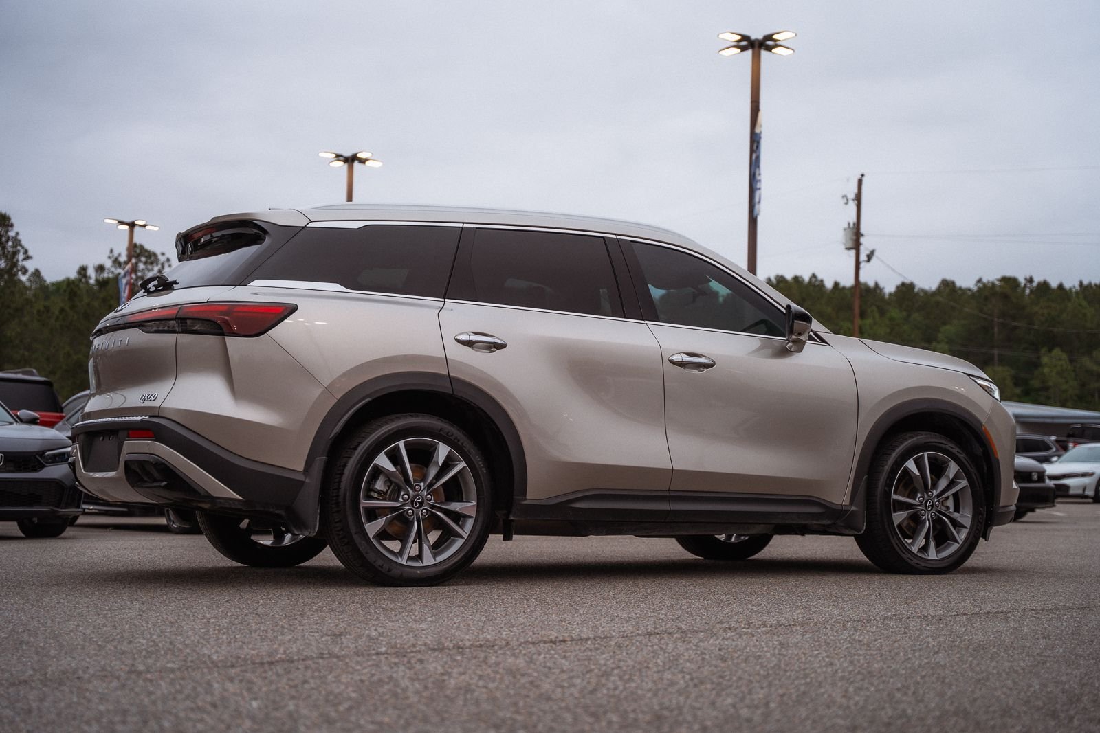 2023 INFINITI QX60 LUXE - Photo 11