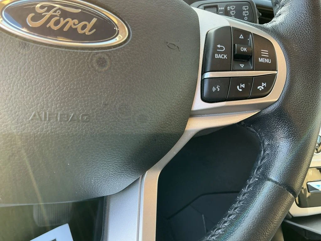 Used 2021 Gray Ford XLT image 19