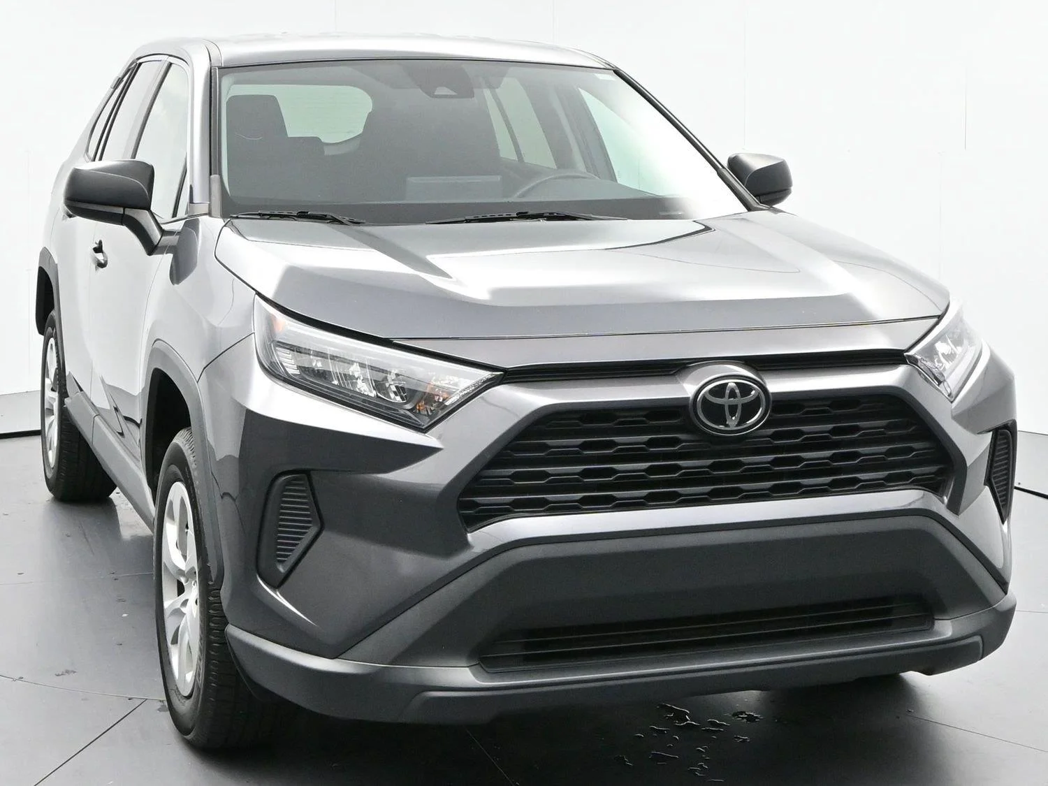 Used 2022 Magnetic Gray Metallic Toyota LE image 2
