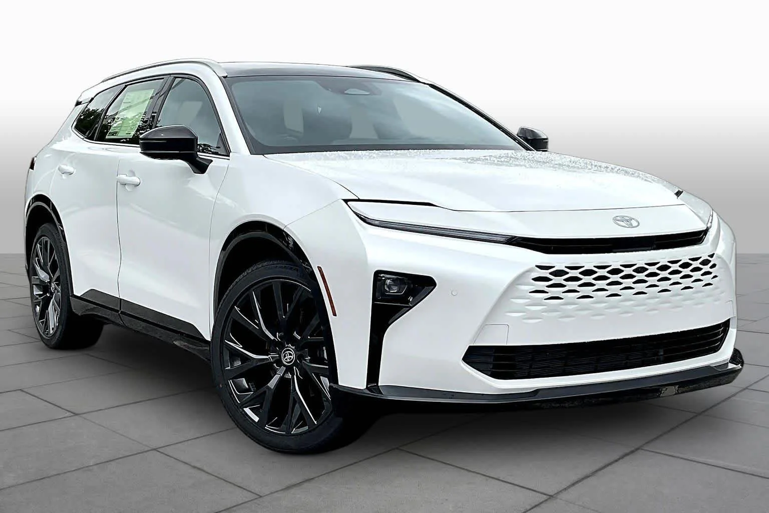 New 2026 Oxygen White Toyota Limited image 2