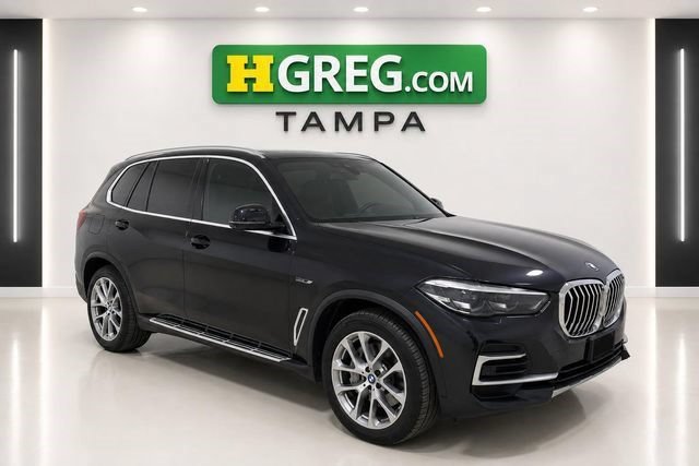 Used 2022 Black Sapphire Metallic BMW xDrive45e image 3