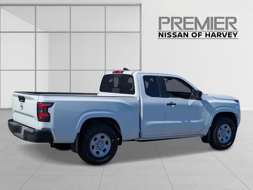 New 2026 Glacier White Nissan King Cab® S image 5