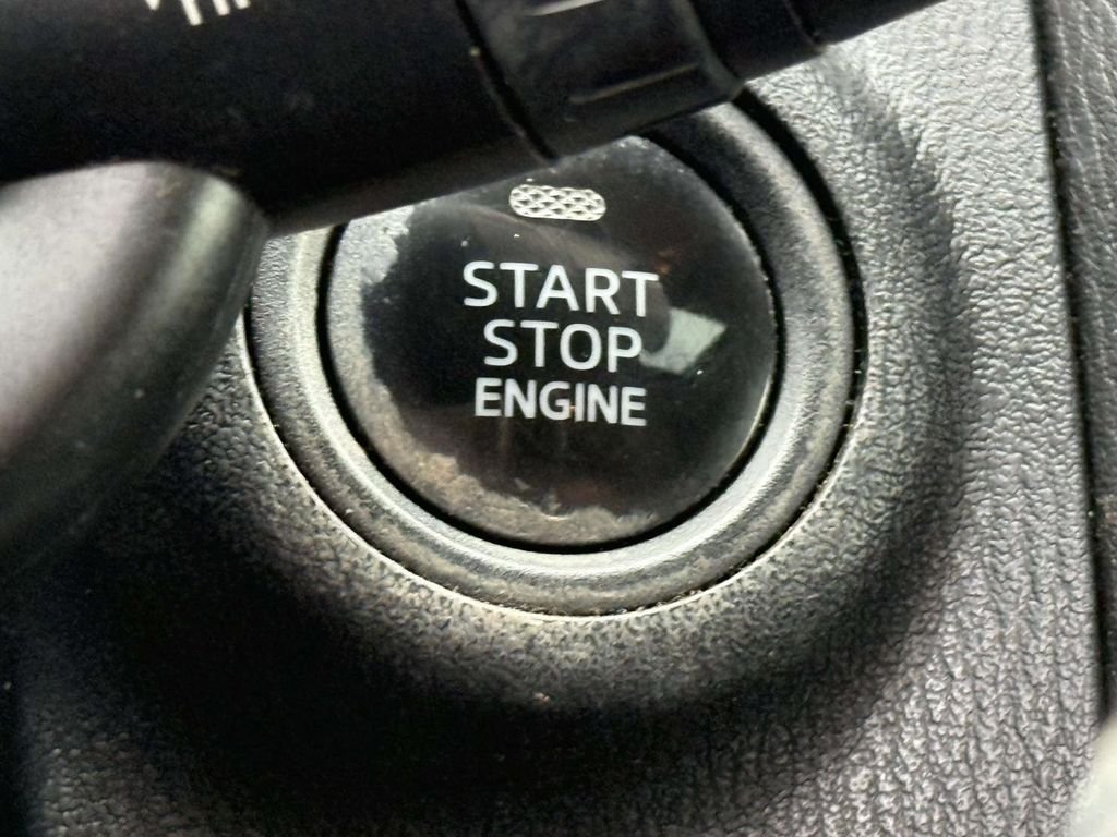 Used 2014 Blue Mazda Grand Touring image 27
