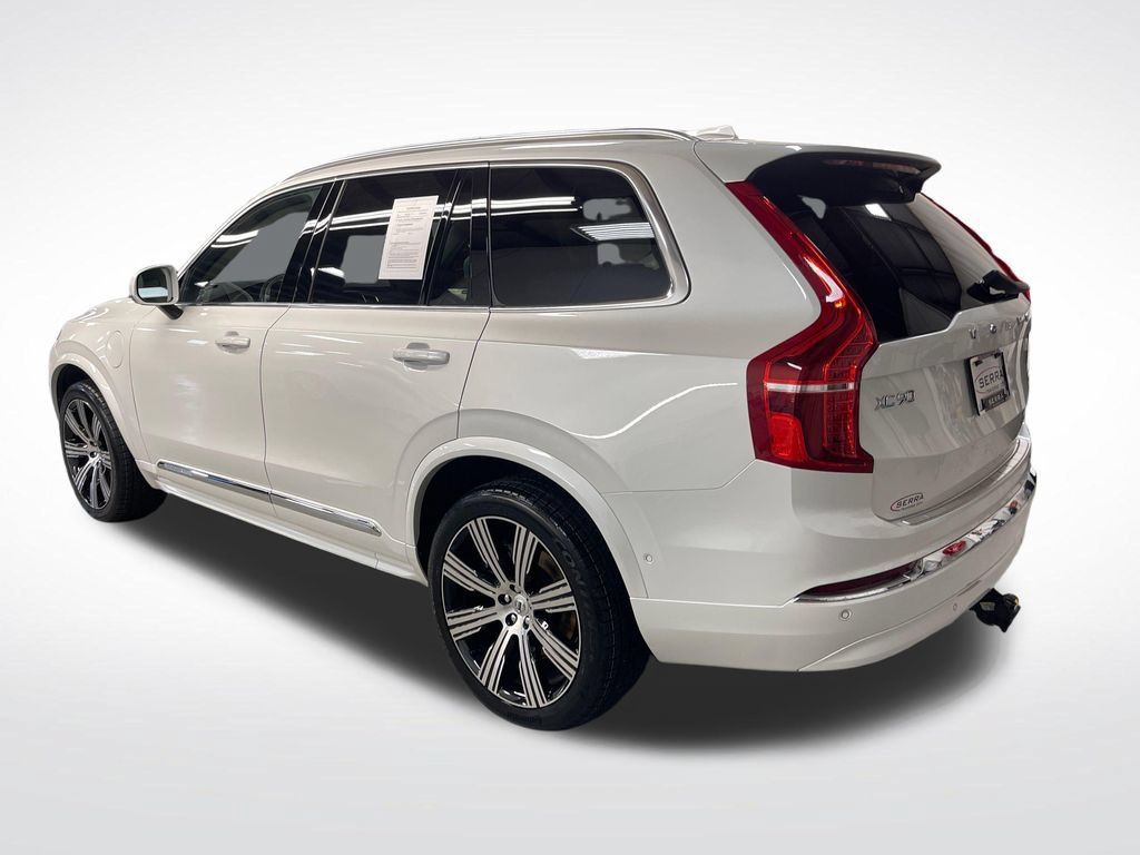 Used 2024 White Volvo Ultimate Bright Theme image 5