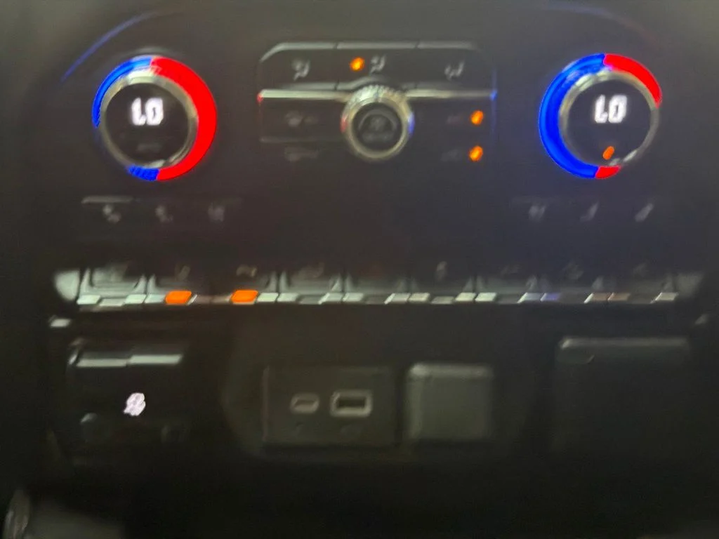 Used 2023 Onyx Black GMC Denali image 15
