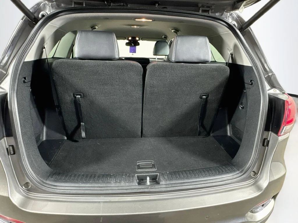 Used 2019 Silver Kia EX image 31