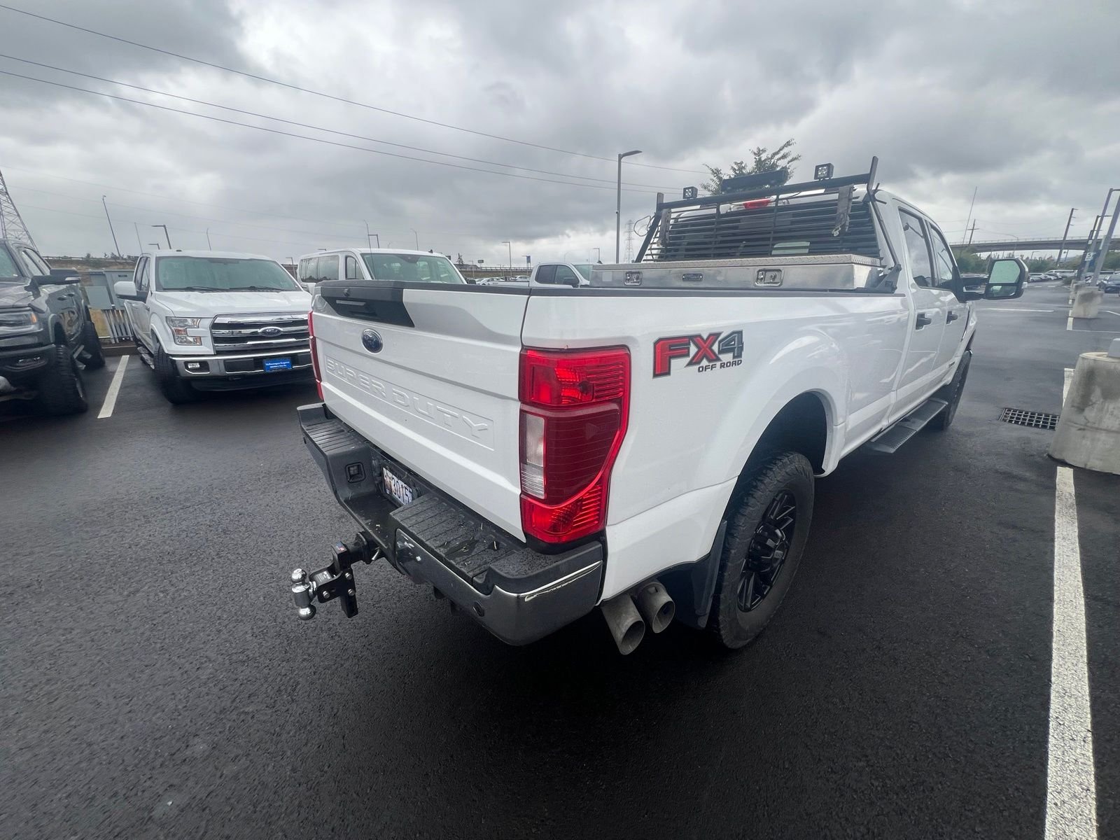 Used 2020  Ford  image 6