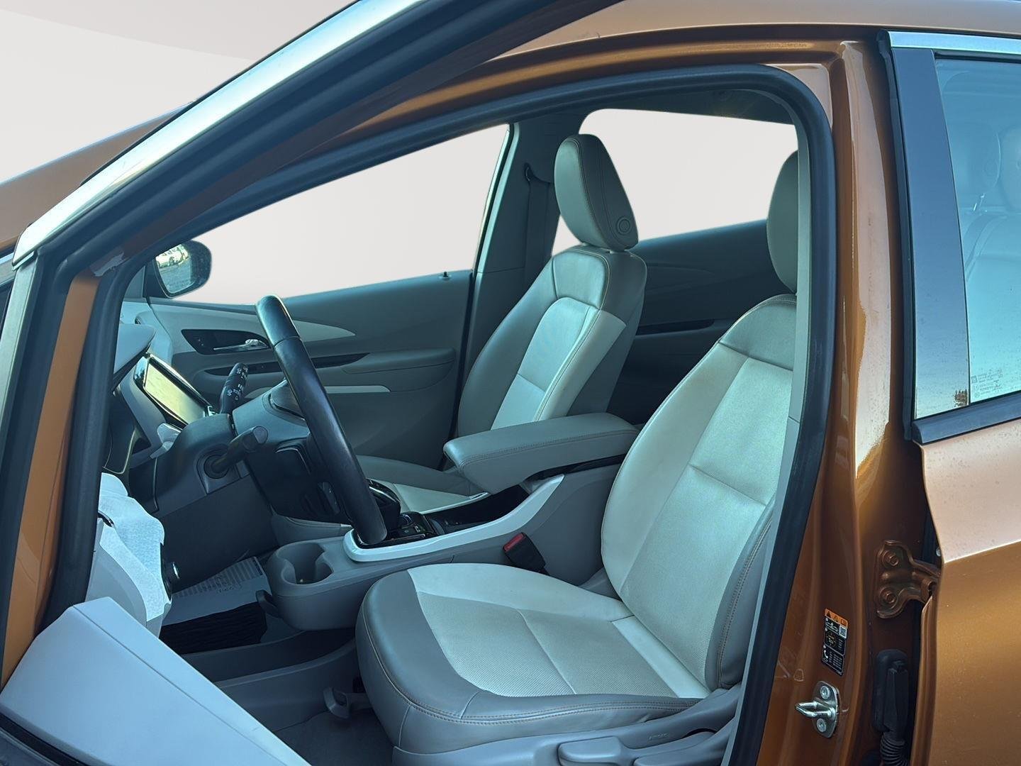 Used 2017 Orange Burst Metallic Chevrolet Premier image 3