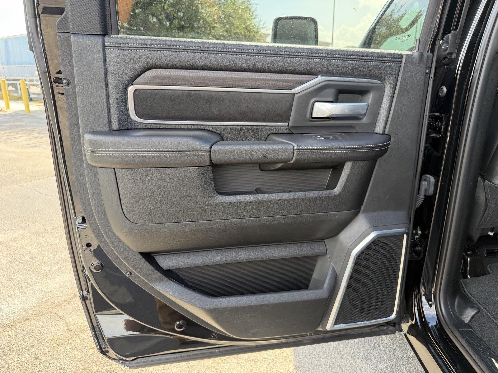 Used 2025 Diamond Black Crystal Pearlcoat Ram Laramie image 17