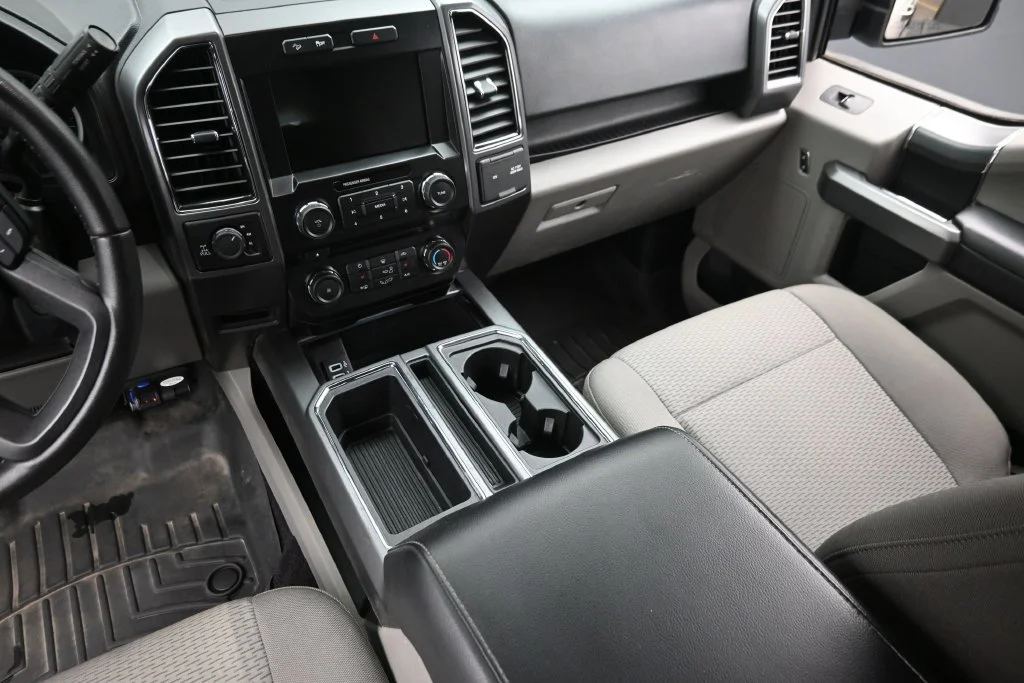 Used 2017 White Ford XLT image 15
