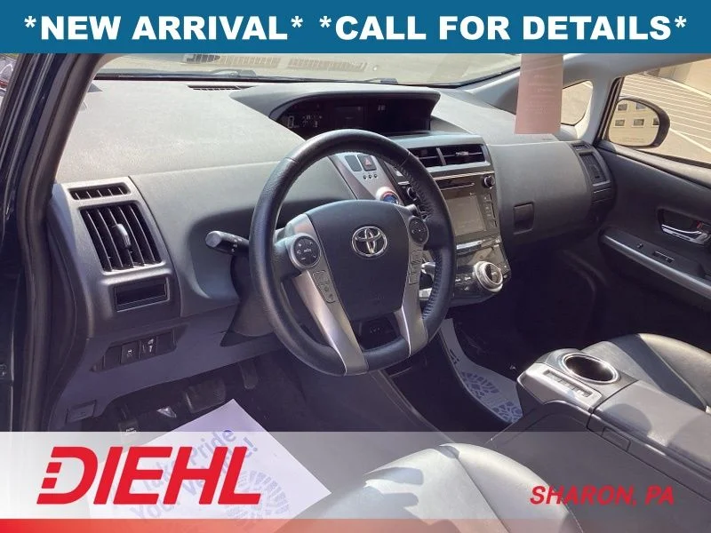 Used 2017  Toyota Four image 20
