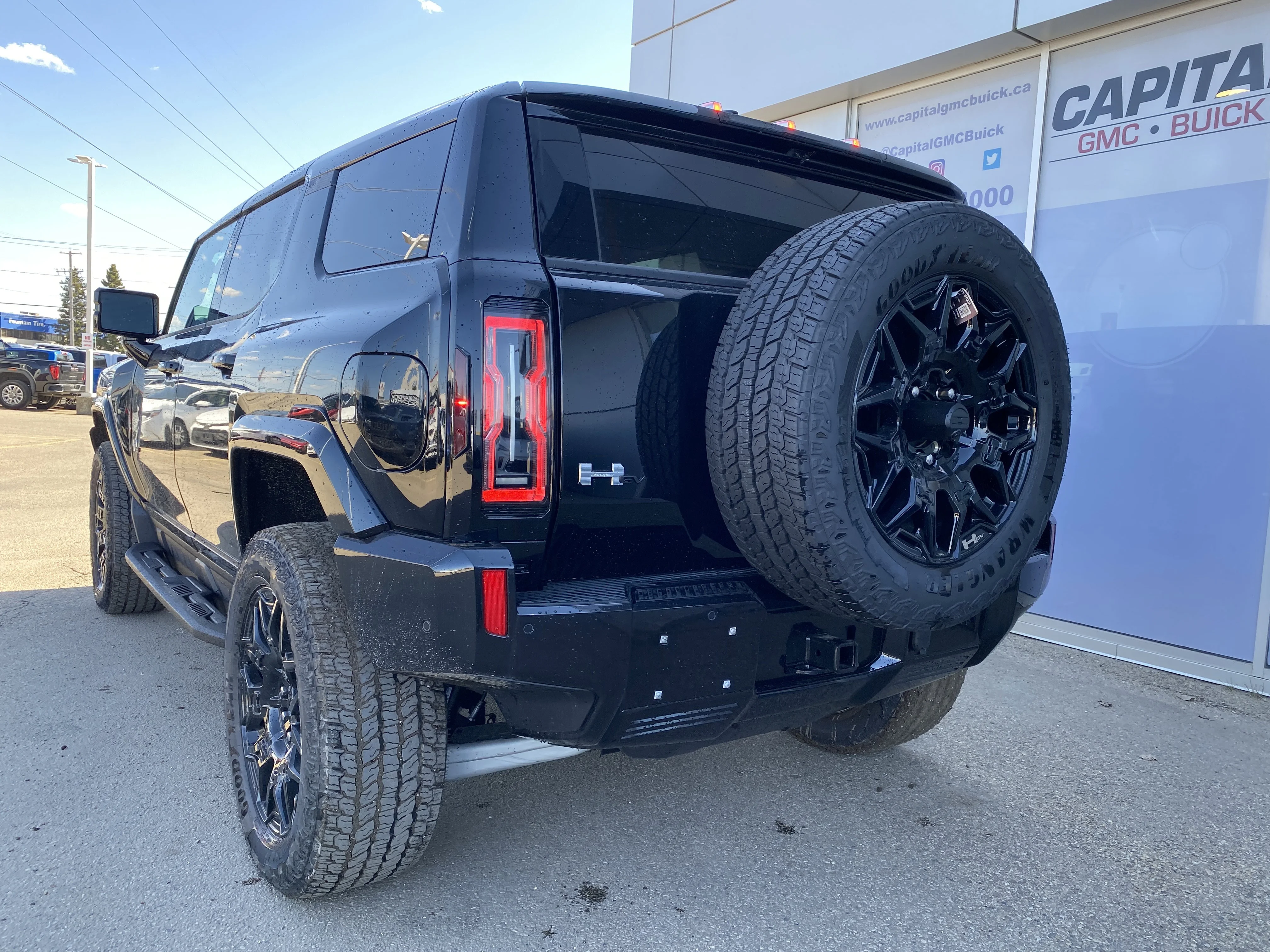 New 2026 VOID BLACK GMC 2X image 4