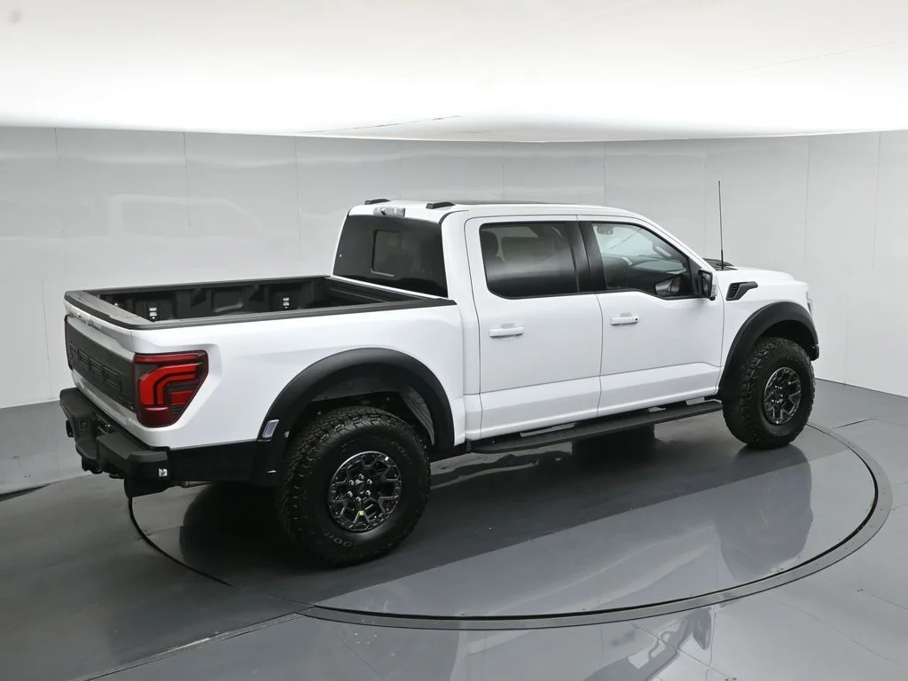 New 2026 Oxford White Ford Raptor image 43