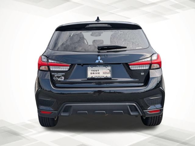 Used 2024 Silver Mitsubishi 2.0 SE image 5