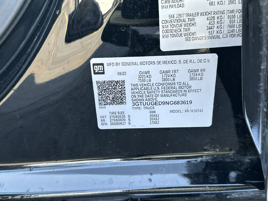 Used 2022 Black GMC Denali image 26
