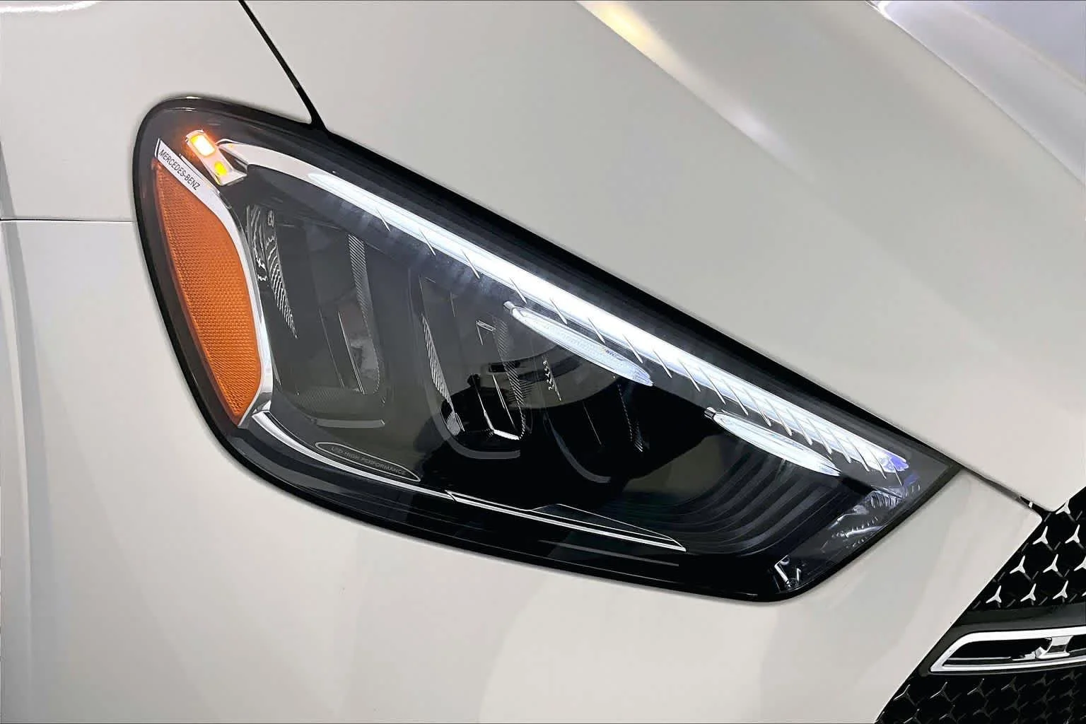 New 2026 Polar White Mercedes-Benz GLE 350 image 16