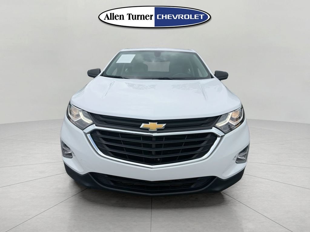 Used 2018 White Chevrolet LS image 2