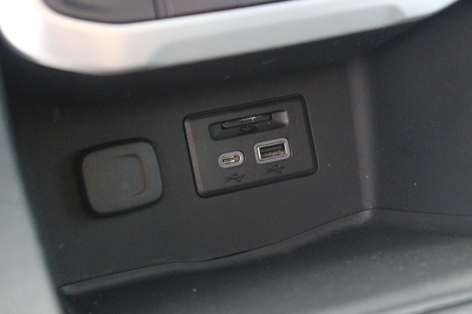 Used 2020 SMOKEY QUARTZ METALLIC GMC SLT image 31