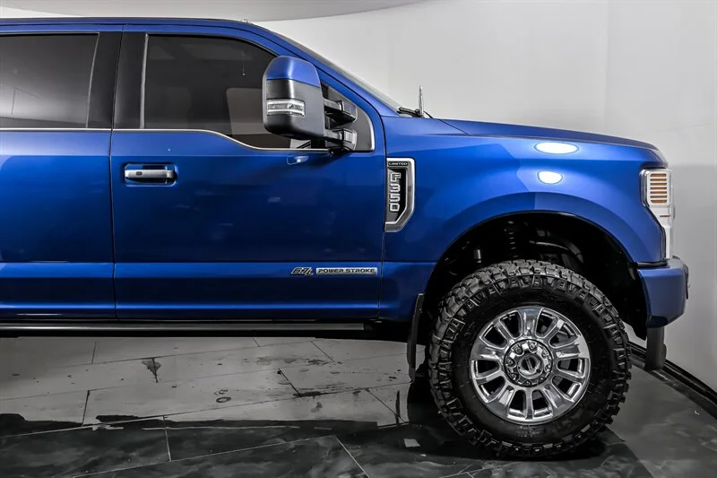 Used 2022 Atlas Blue Ford XL image 17