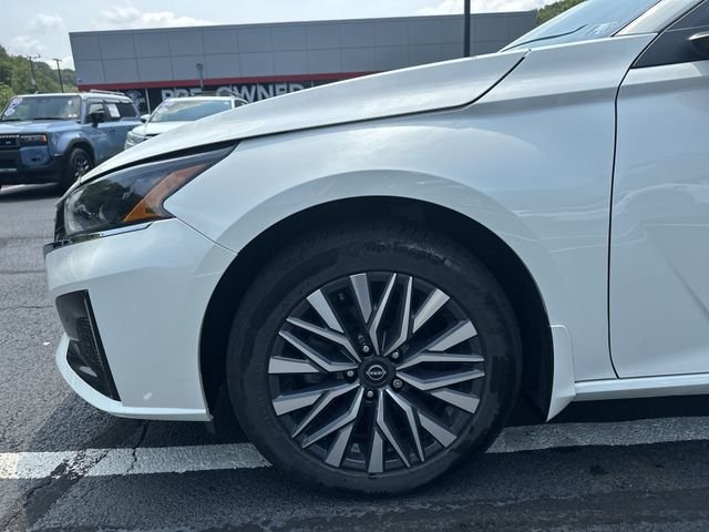 Certified Used 2023 White Nissan 2.5 SV image 20