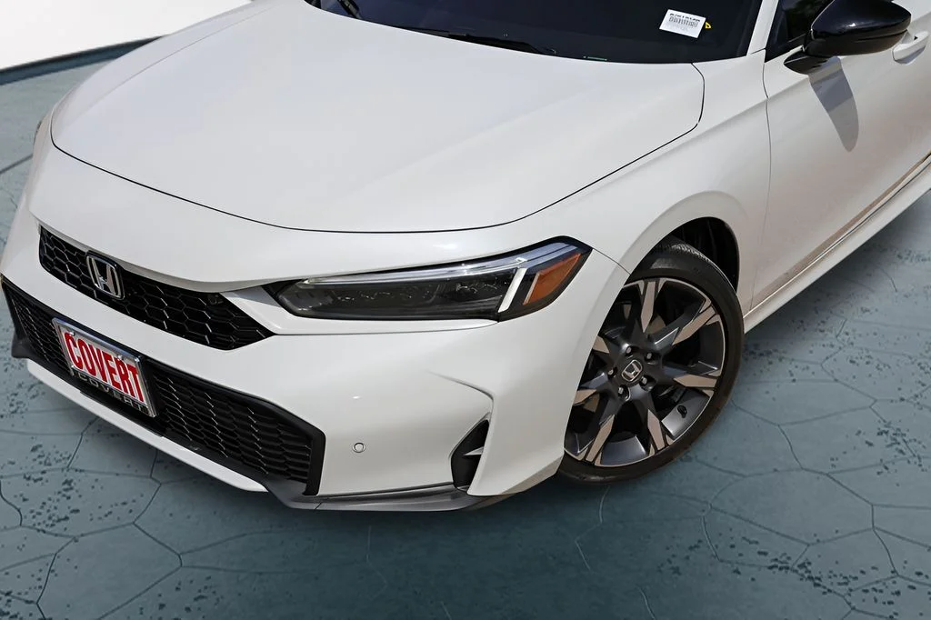 Used 2026 White Honda Sport image 3