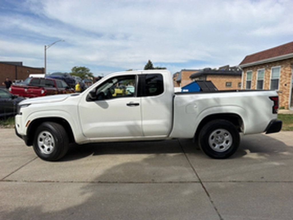 Used 2024 Glacier White Nissan S image 2